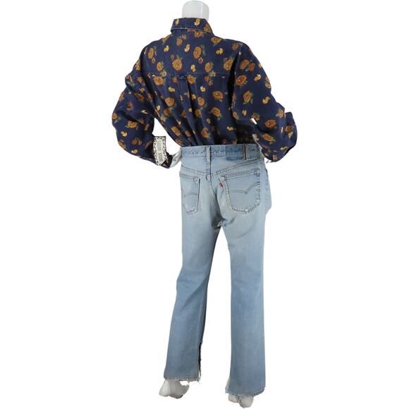 80s Vintage Levi's 501 Distressed Light Wash High Waisted Boho Denim Jeans 31 - Picture 10 of 13